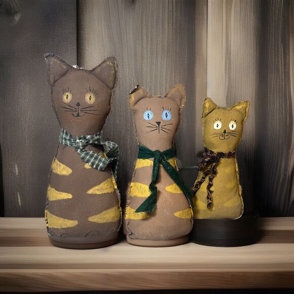 Three Primitive Halloween /Autumn Pumpkin Hand painted Fabric Cat - Picture 1 of 8